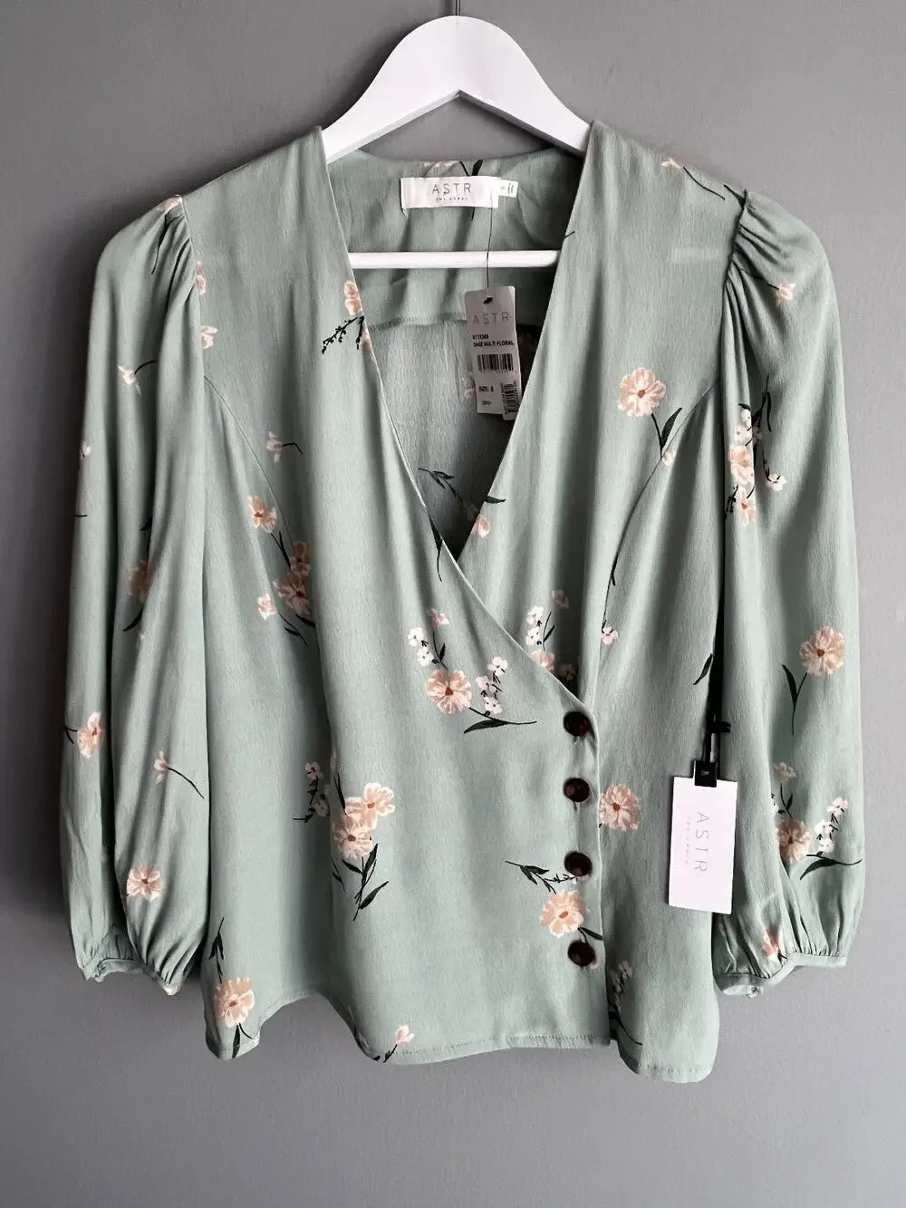 ASTR The Label Wrap Blouse NWT Women's S Sage Floral Puff Sleeve Boho Romantic